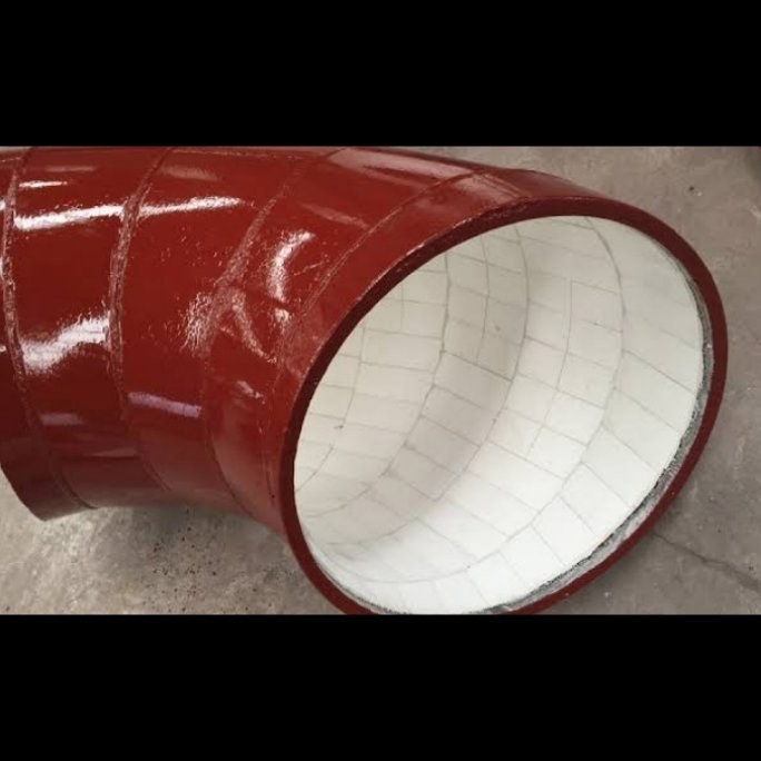Small bend pipes install with pipe tiles