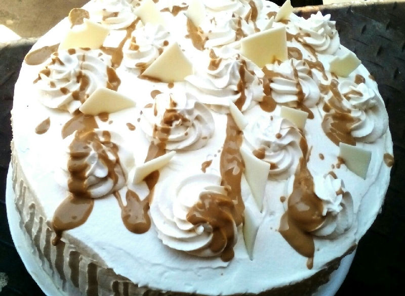 Caramel Cake