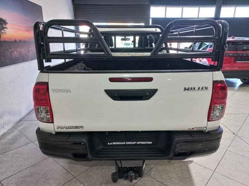 2025 Toyota Hilux 2.4GD-6 Xtra Cab Raider