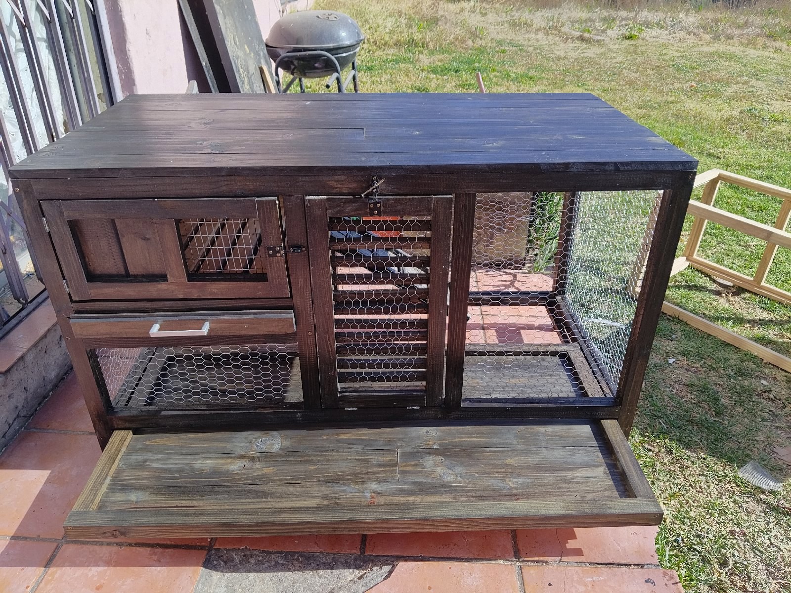 Indoor Mobile Cage